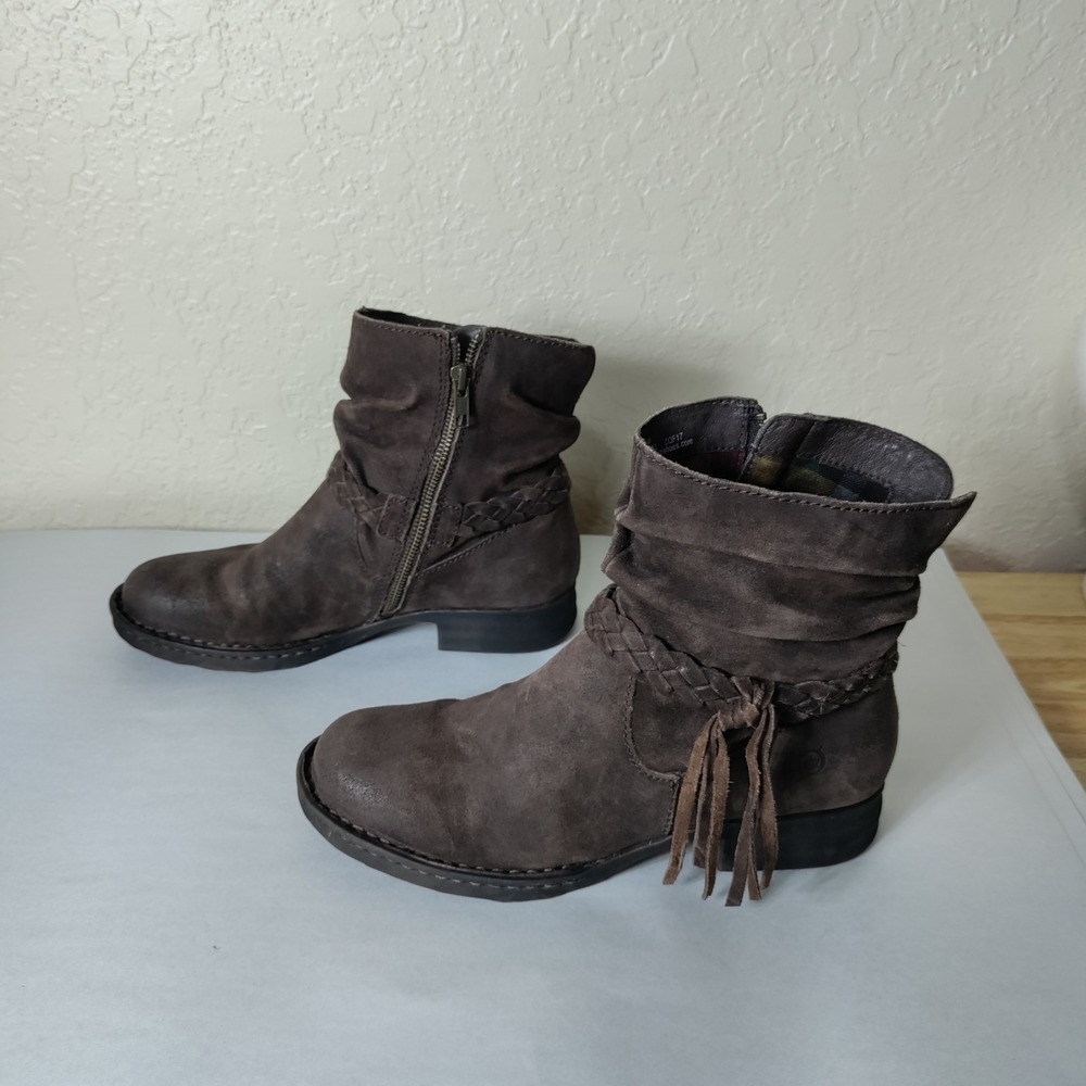 Born Womens Brown Suede Slouchy Ankle Boots Braided Fringe F12423 Size 7.5M